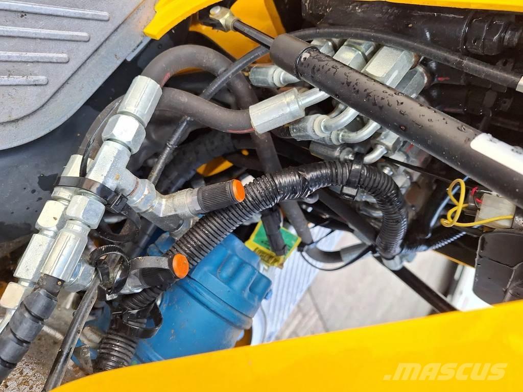 JCB 8008 CTS Мини екскаватори < 7 т