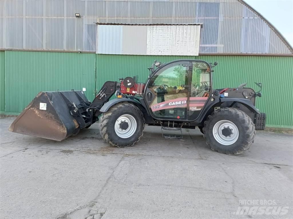 CASE 742 Farmlift Телескопични товарачи