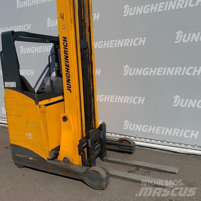 Jungheinrich ETV 216 Ретрак/ Високоповдигач с изместване на вилката напред