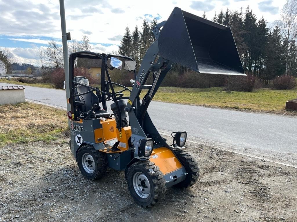 GiANT G 1200 Мини товарачи