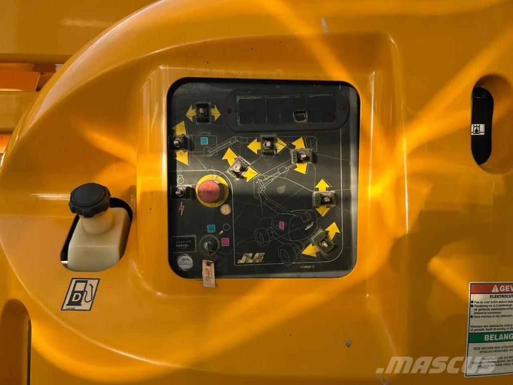 JLG 450AJ Съчленени стрелови подемници