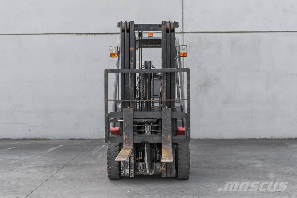 Manitou MI 25 D Дизелови камиони