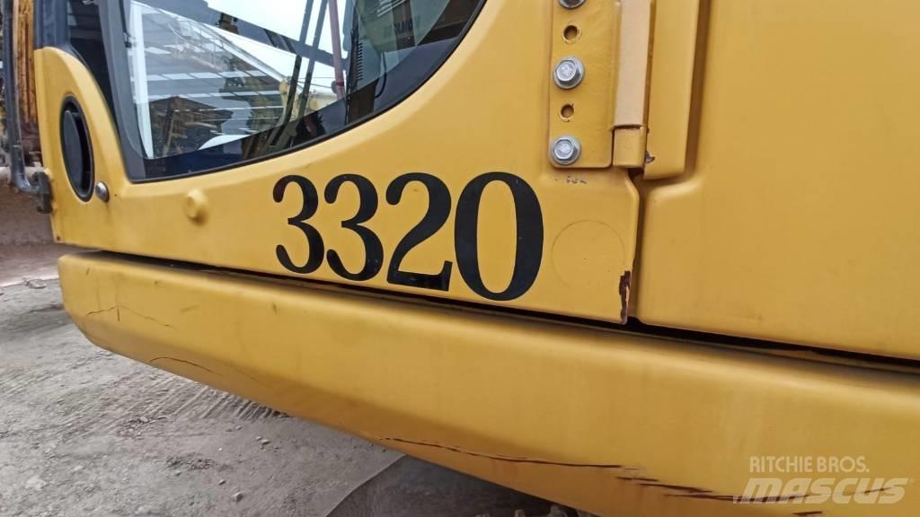 Komatsu PC240NLC-8 Верижен екскаватор
