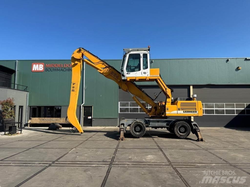 Liebherr A 924 B Оператори на отпадъци/индустрия
