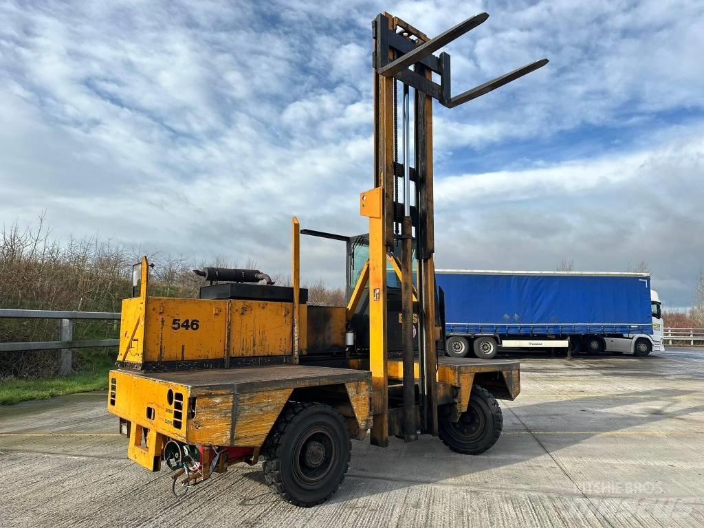 Boss 546 SIDE LOADER Страничен товарач