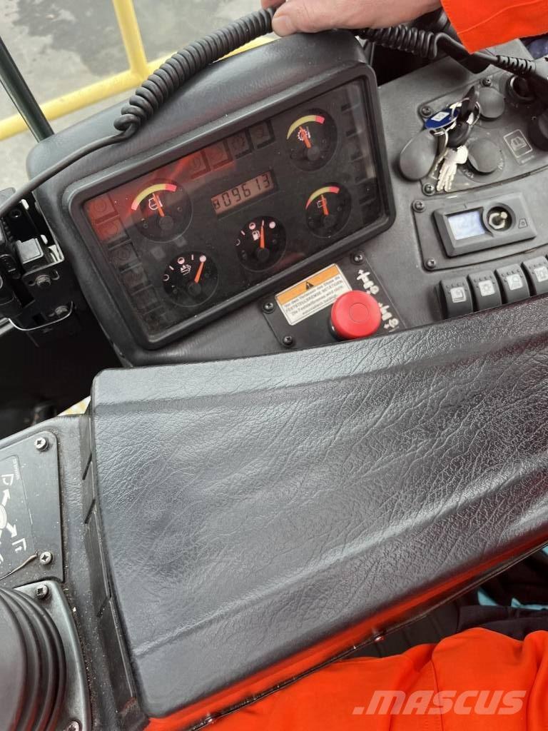 Hyster H11XM-ECD9 Кари товарачи на контейнери