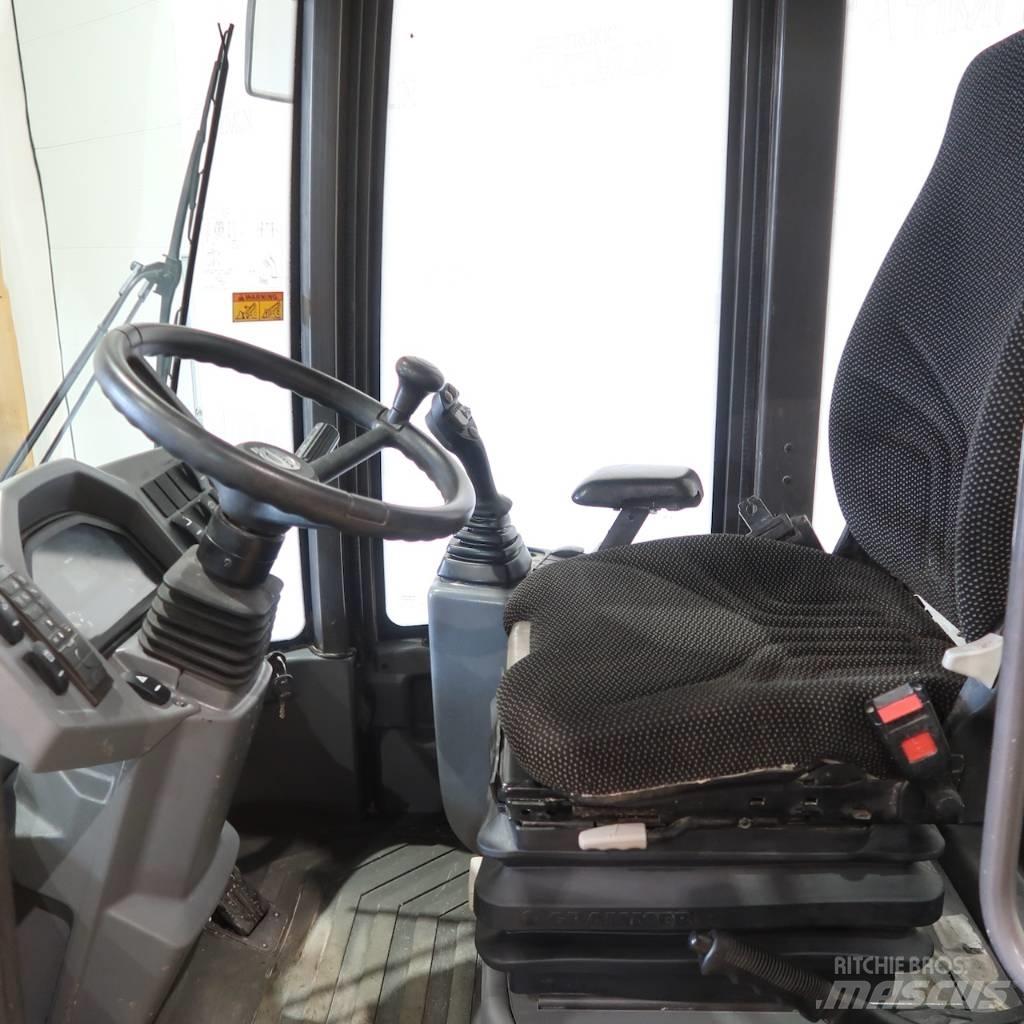 Volvo L30G Колесни товарачи
