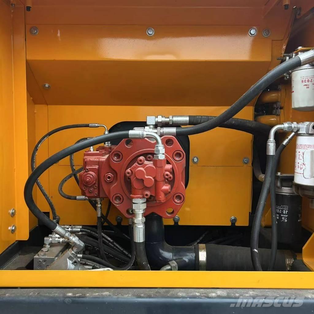 Hyundai 220VS Верижен екскаватор