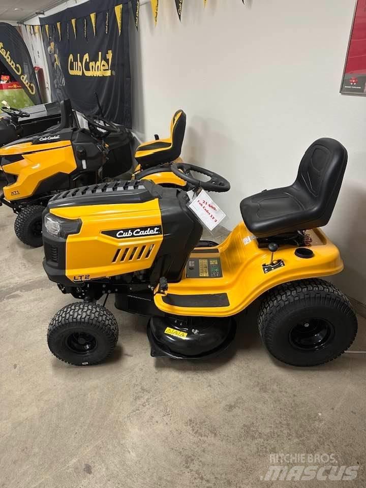 Cub Cadet LT 2 NS92 Тракторни косачки