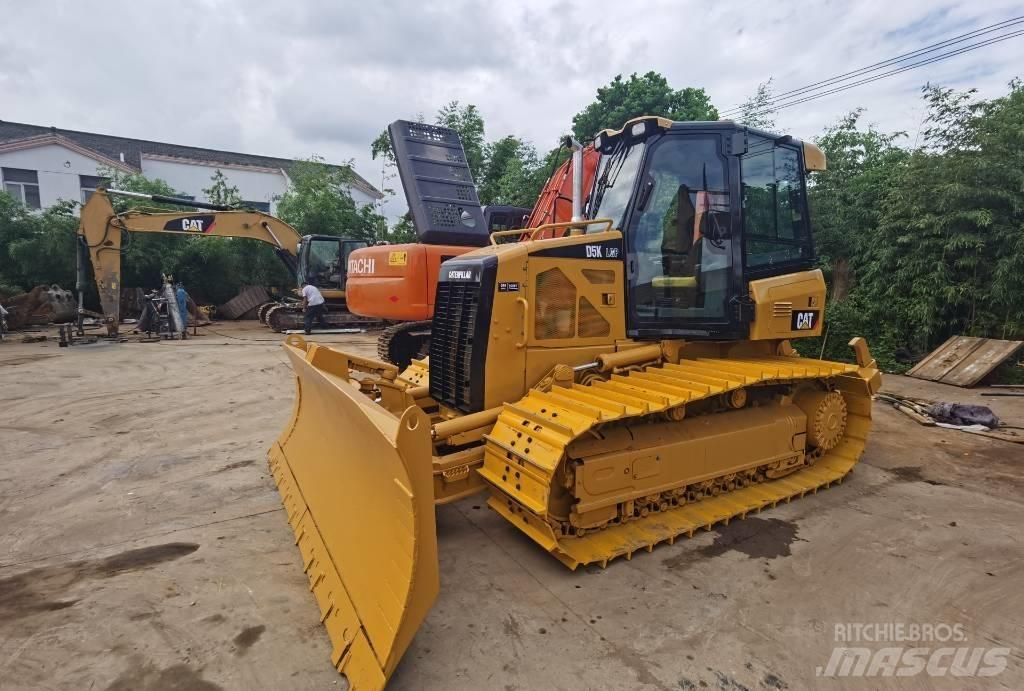 CAT D 5 K Верижни булдозери
