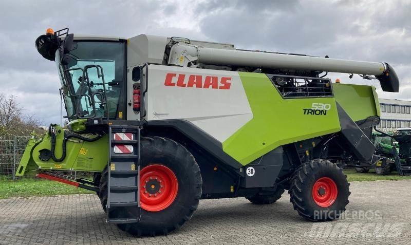 CLAAS TRION 530 Комбайни