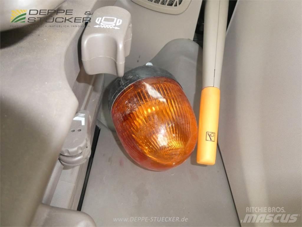 John Deere 6R 230 Трактори