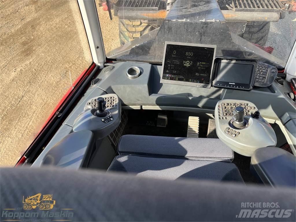 Komatsu 895 Форуардери
