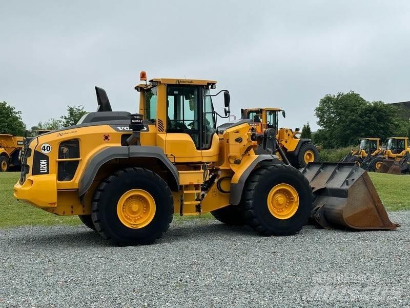 Volvo L 120 H Колесни товарачи
