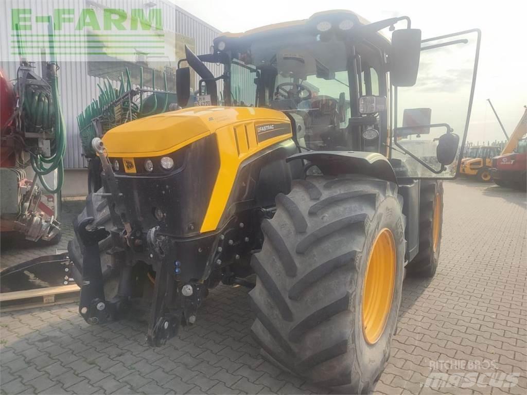 JCB 4220 fastrac Трактори