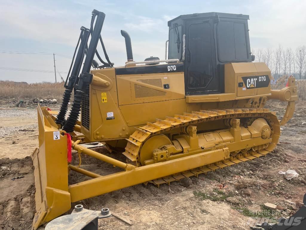 CAT D 7 G Верижни булдозери
