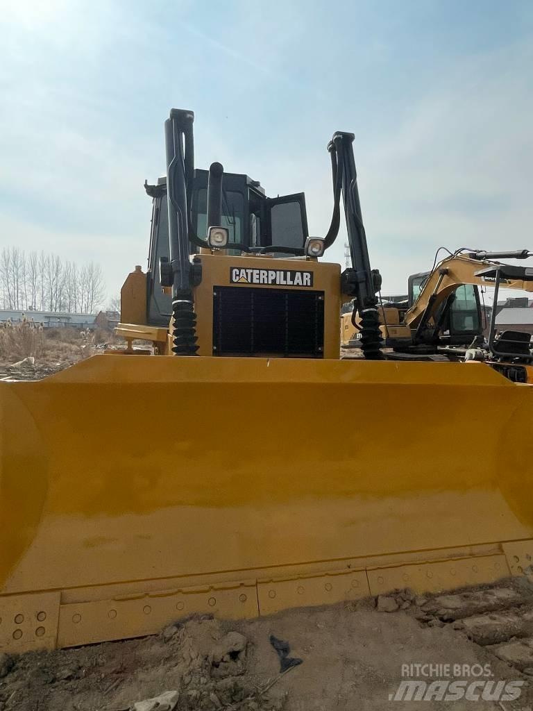 CAT D 7 G Верижни булдозери
