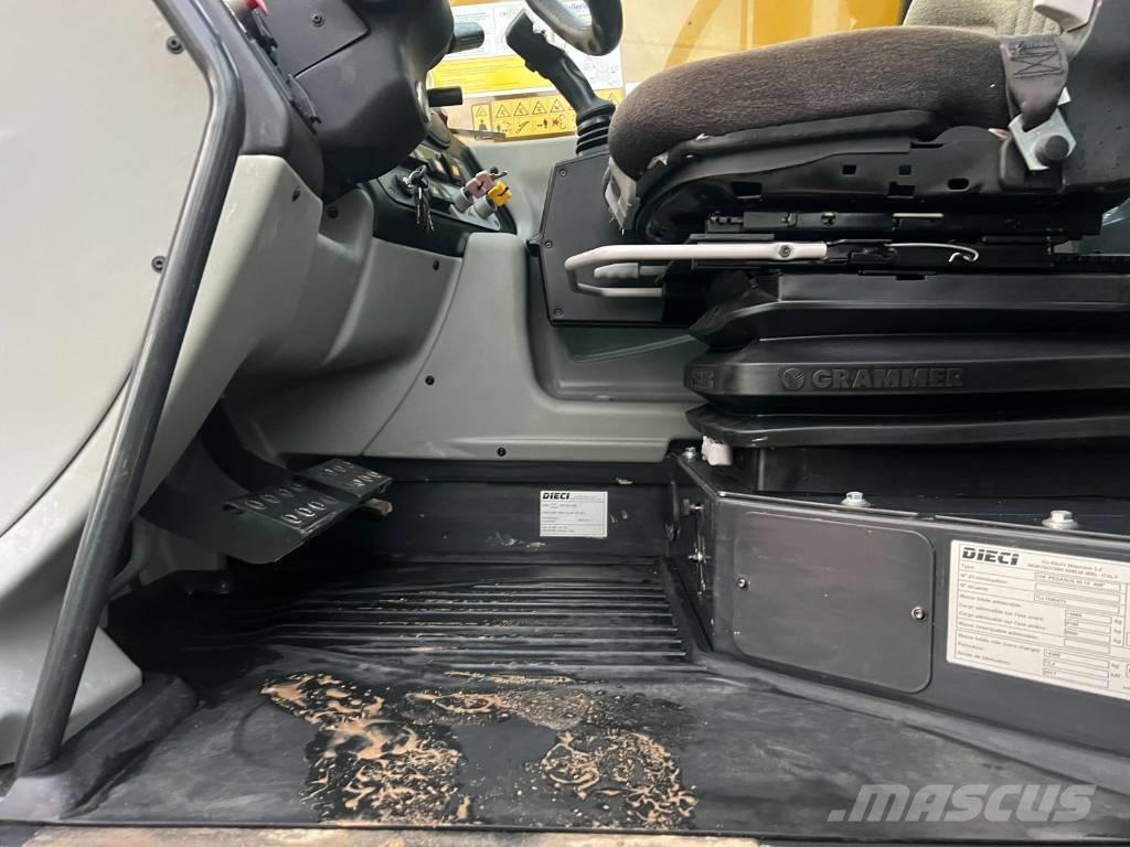 Dieci Pegasus 40.18 Телескопични товарачи