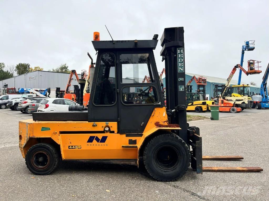 Heden 4450 Дизелови камиони
