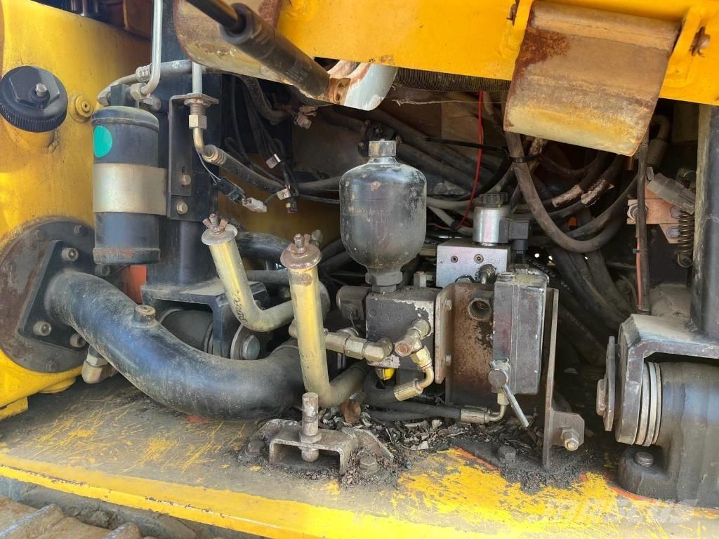 New Holland D180 Верижни булдозери
