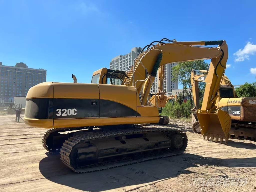 CAT 320 C Верижен екскаватор