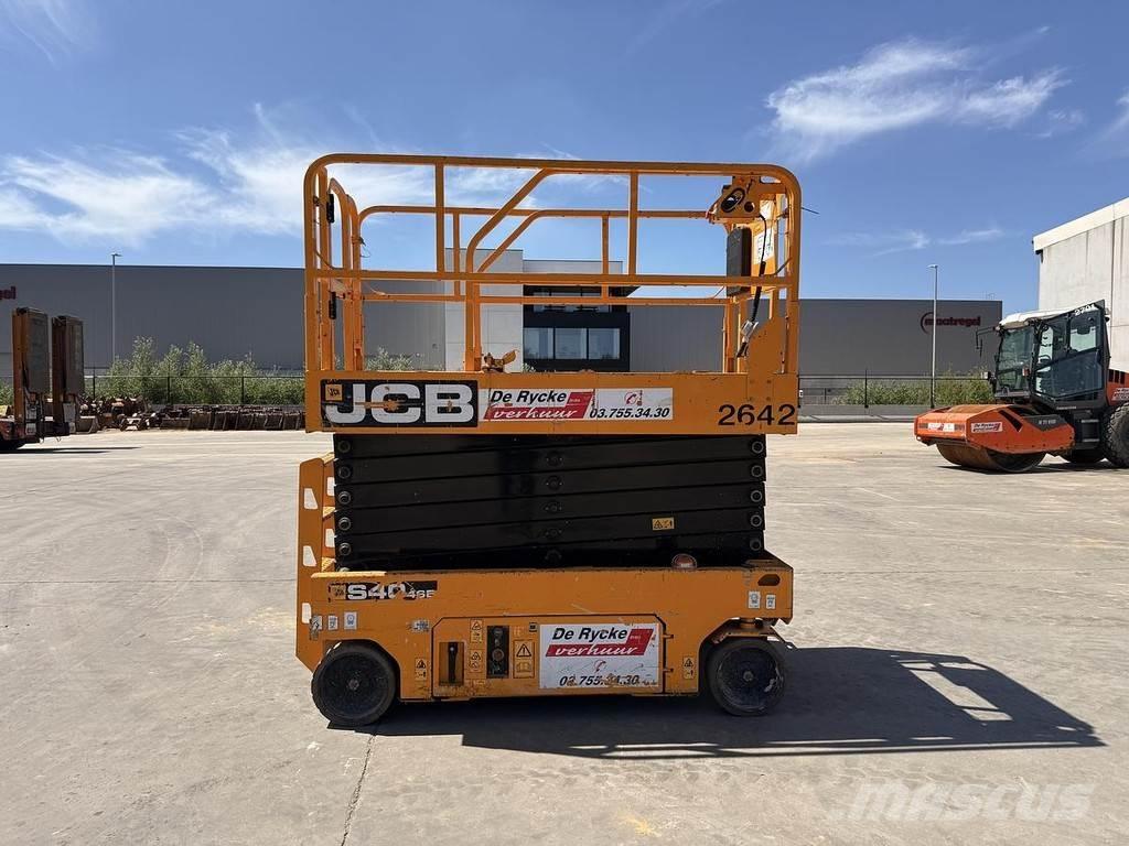 JCB S4046E Други вишки и платформи