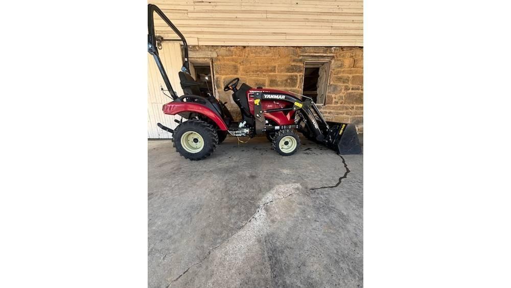 Yanmar SA223 Трактори