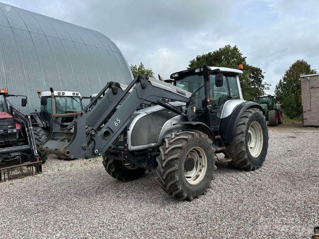 Valtra T 170 Трактори