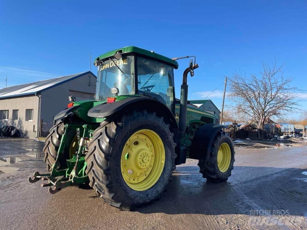 John Deere 8320 Трактори