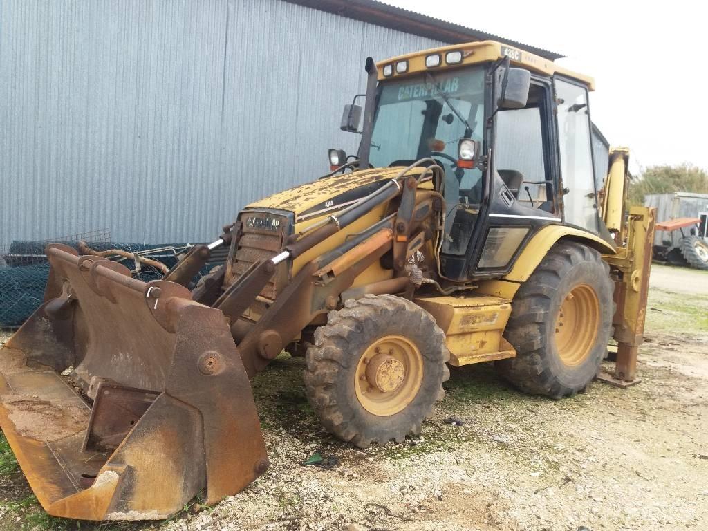 CAT 438C Товарач със заден ексватор