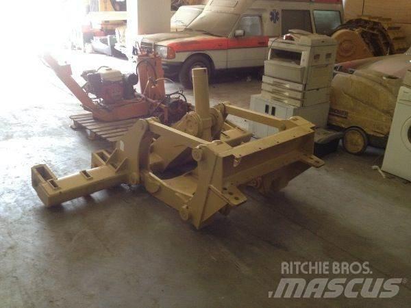 CAT 140H/160H Ripper Строителство - Други