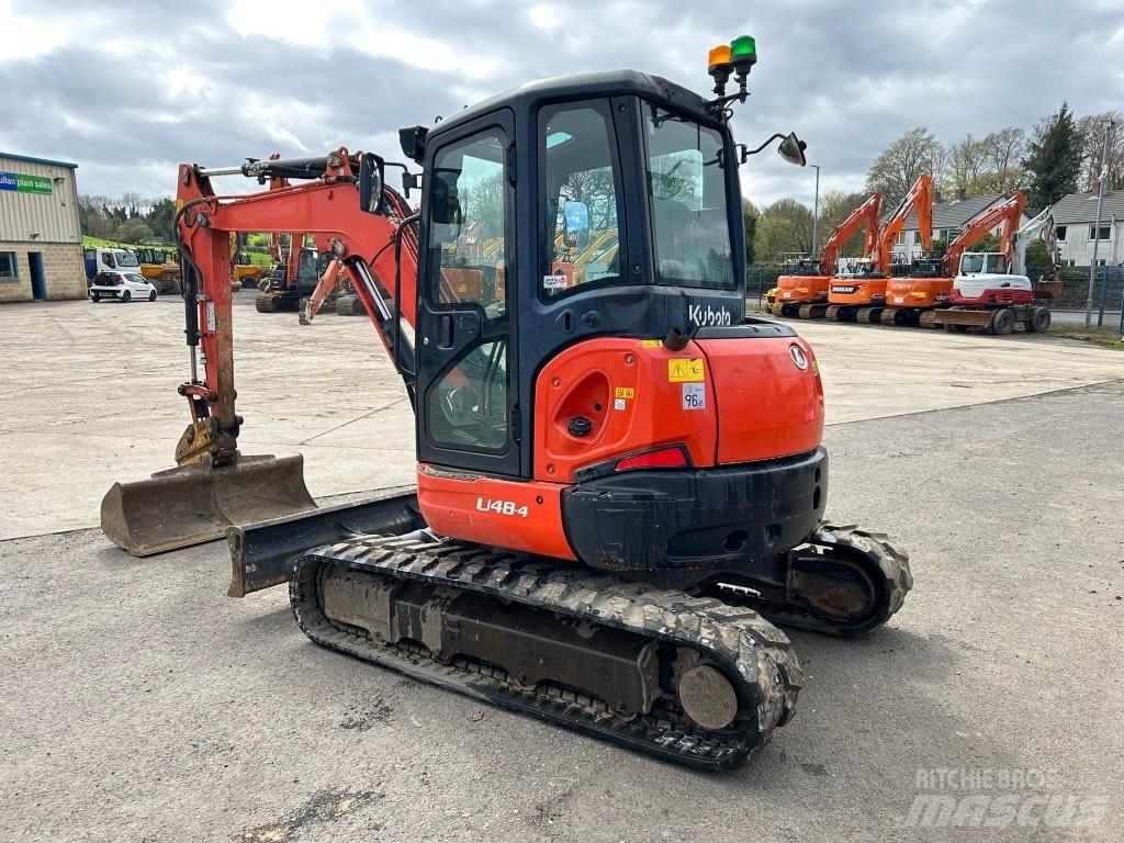 Kubota U48-4 Мини екскаватори < 7 т