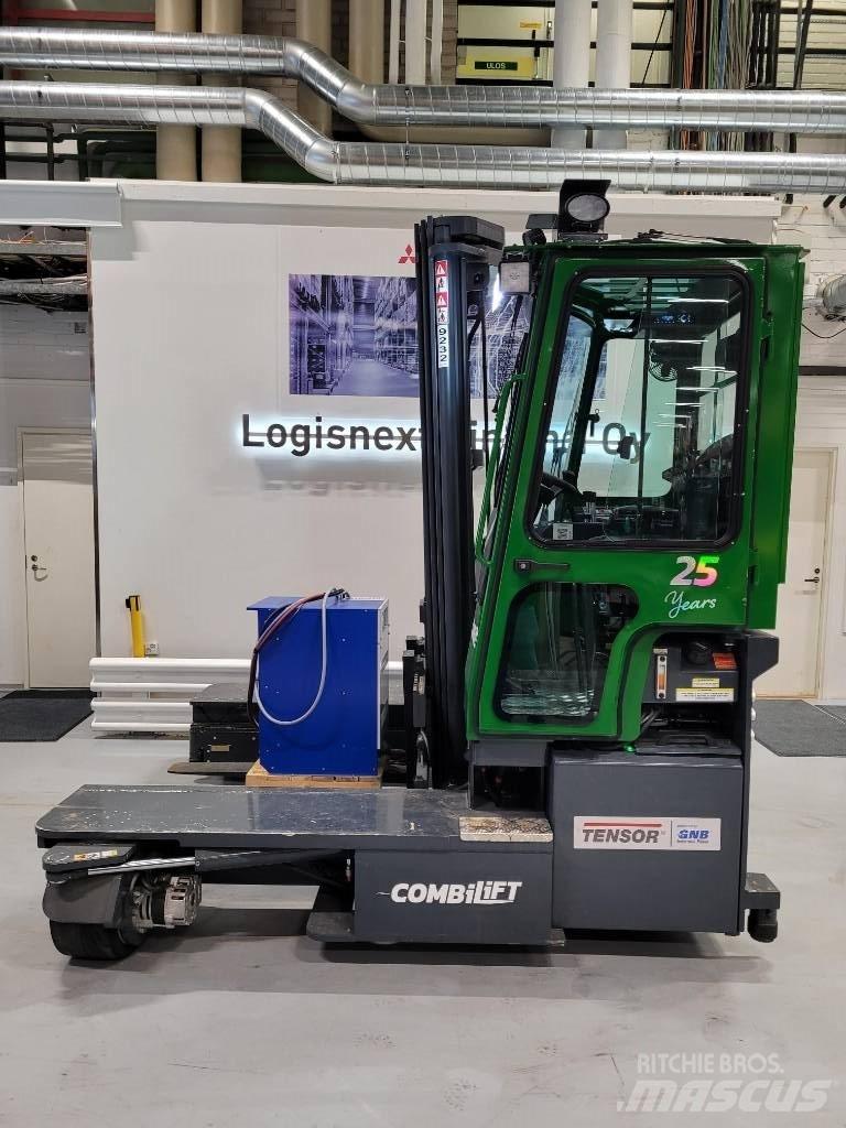 Combilift C4000ET Повдигач с движение в 4 посоки