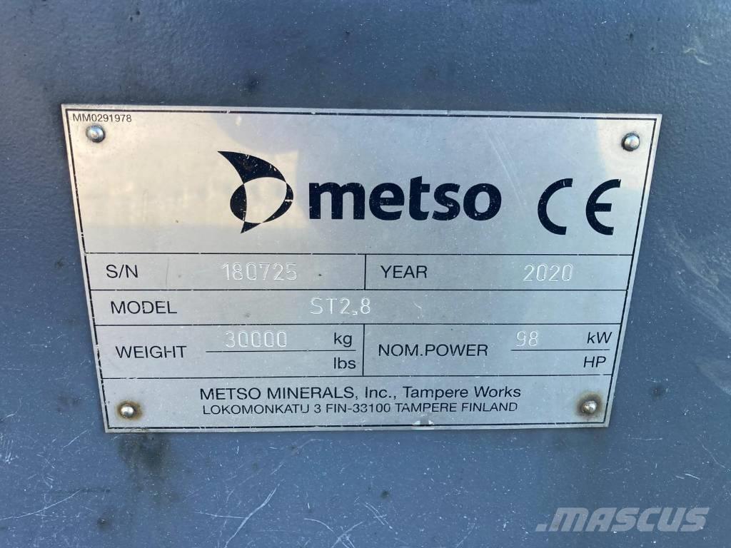 Metso ST 2.8 Мобилни скрийнери
