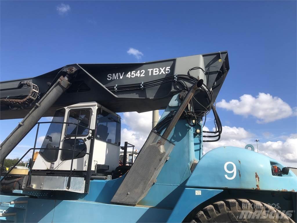 SMV 4542 TBX5 Кари повдигачи на контейнери