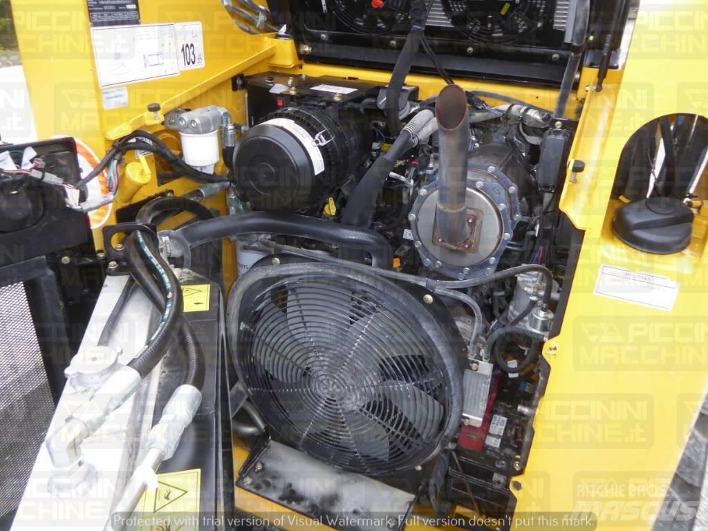 Gehl RT165 HF Верижен товарач
