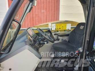 CAT TH306D Телескопични товарачи за селското стопанство