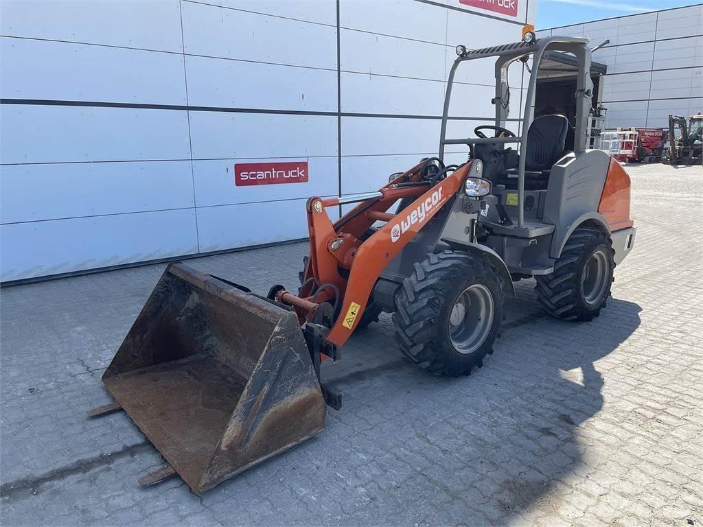 Weycor AR380 Agrar Многофункционални товарачи