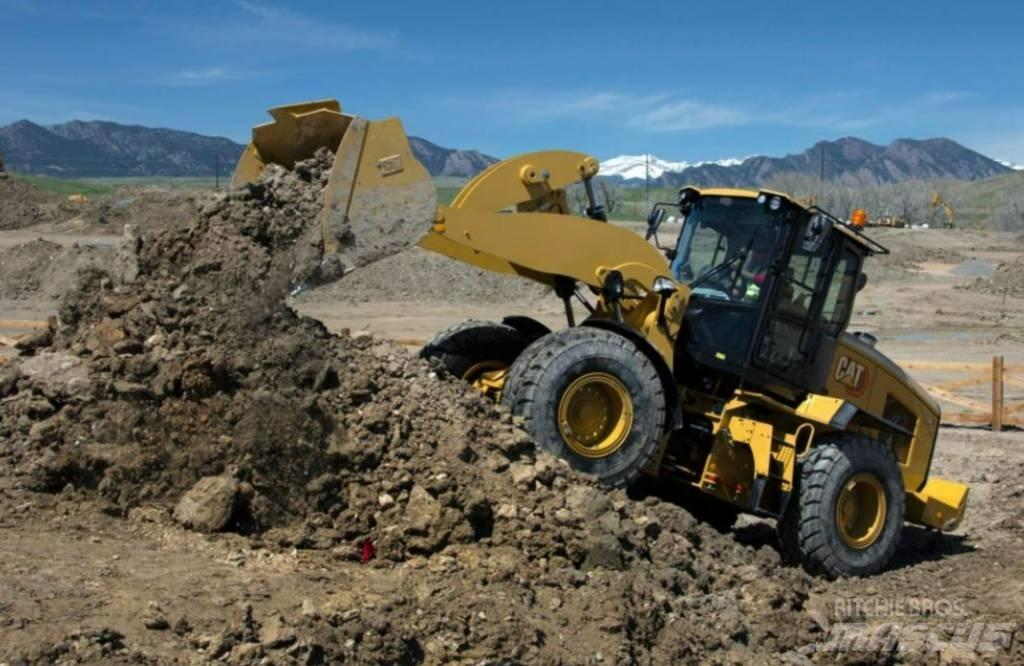 CAT 938 UTHYRES Колесни товарачи