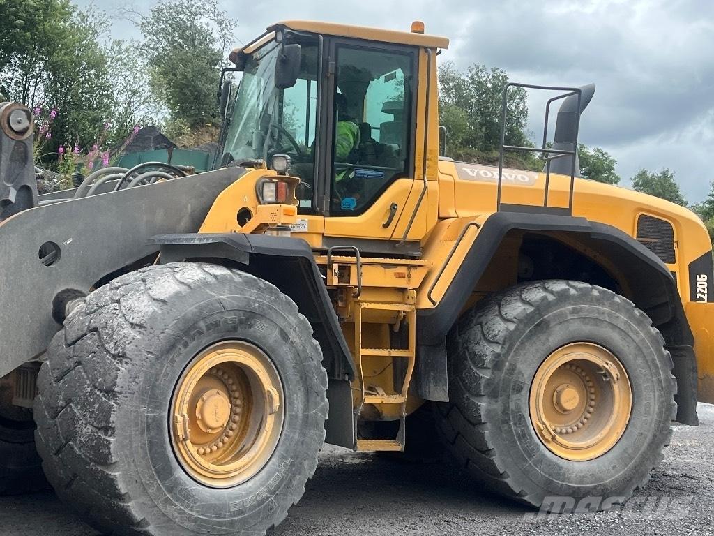 Volvo L 220 G Колесни товарачи