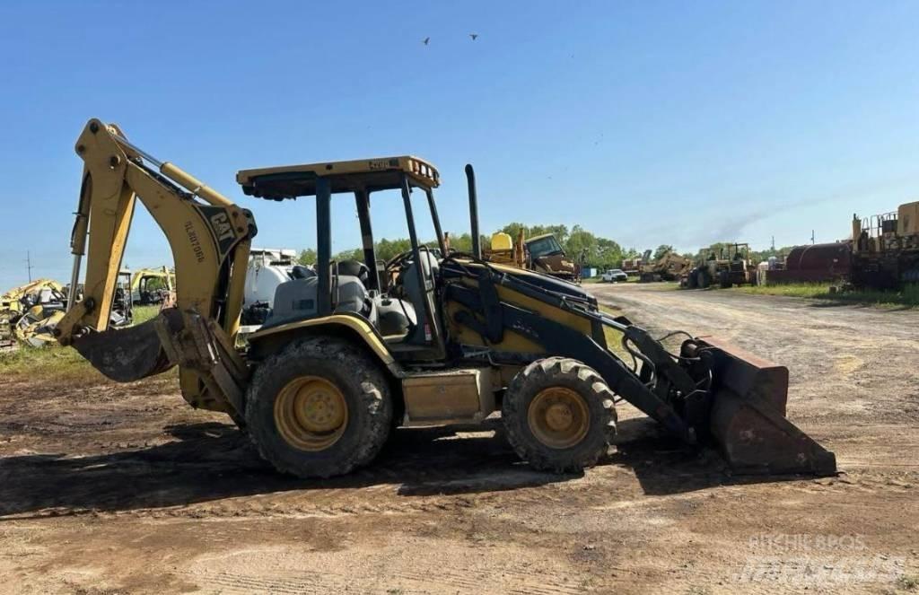 CAT 420 D Товарач със заден ексватор