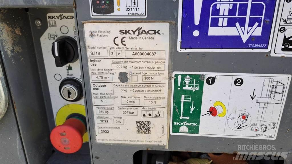 SkyJack SJ16 Други вишки и платформи