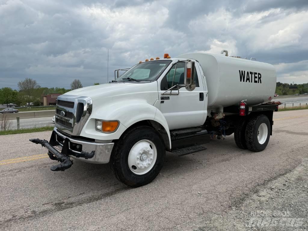 Ford F 650 Цистерни за вода
