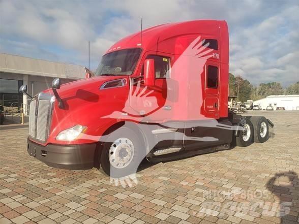 Kenworth T680 Влекачи
