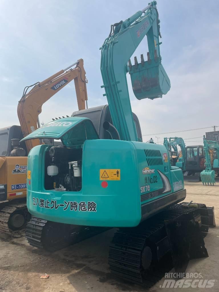 Kobelco SK 75 Мини екскаватори < 7 т