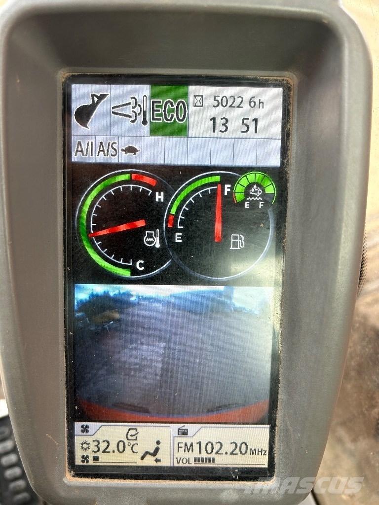 Hitachi ZX 135 US-6 Верижен екскаватор