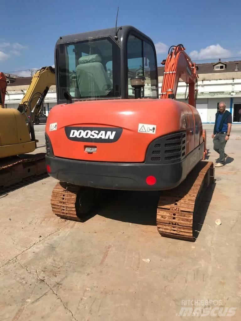 Doosan DX 60 Верижен екскаватор