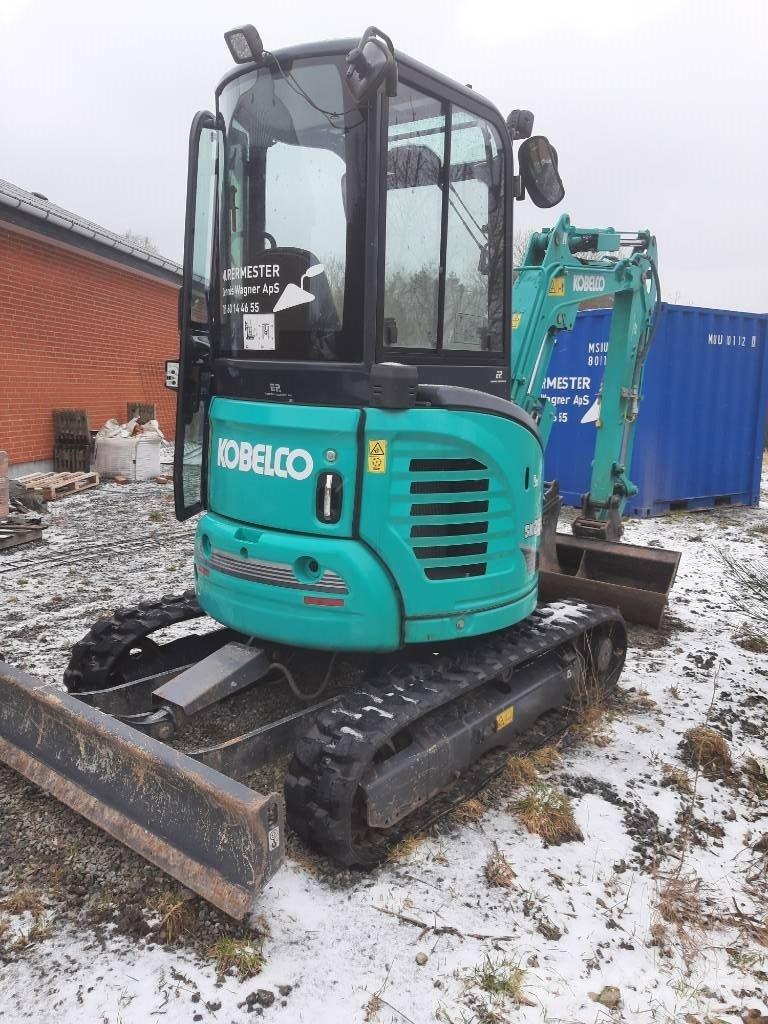 Kobelco SK 25 SR Мини екскаватори < 7 т