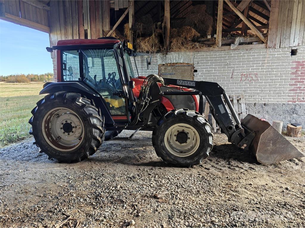 Valtra A95N Трактори