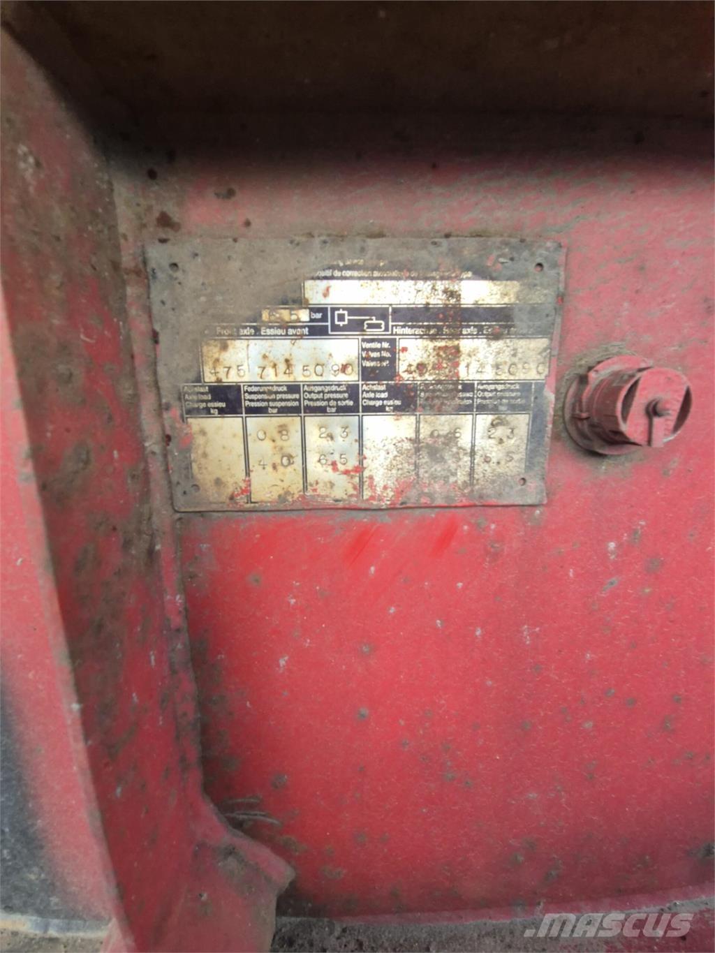 Volvo FM12 8x2 Самосвал